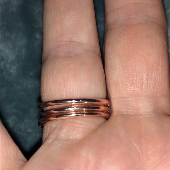 Exotic three ring set - Picture 2 of 4